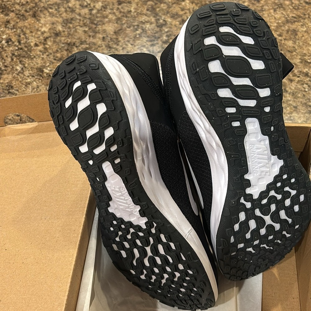 Nike Flyease - Picture 3 of 4